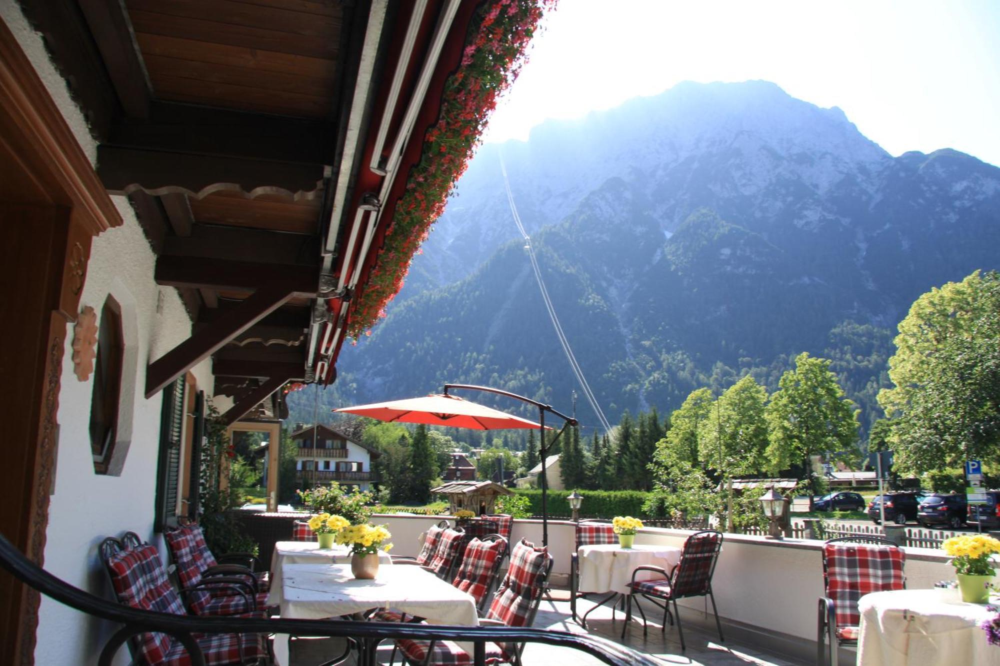 Gaestehaus Sonnenheim Міттенвальд Екстер'єр фото